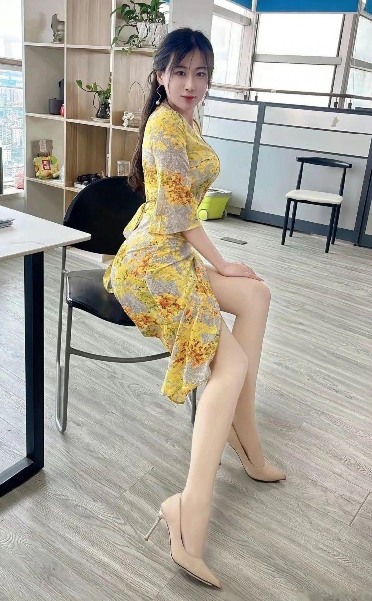 如何给微信附近人里面的美女打招呼更容易获得回复